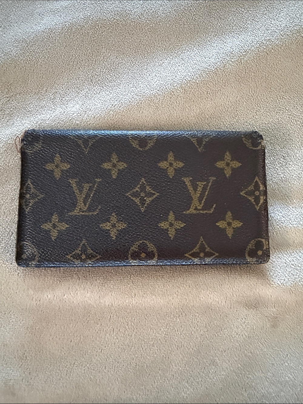 Louis Vuitton Monogram Checkbook holder Brown and Tan.